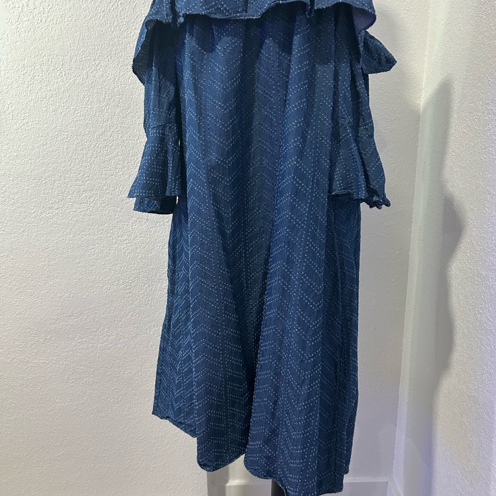 Elegant Blue Midi Dress